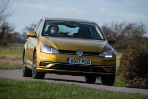 Volkswagen Golf TDI 5-Door (UK) '2017